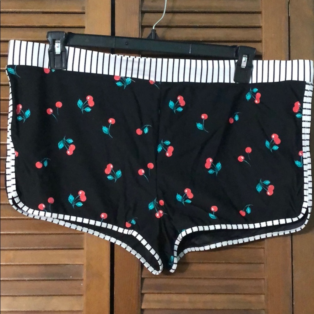 Swim bottom plus size
